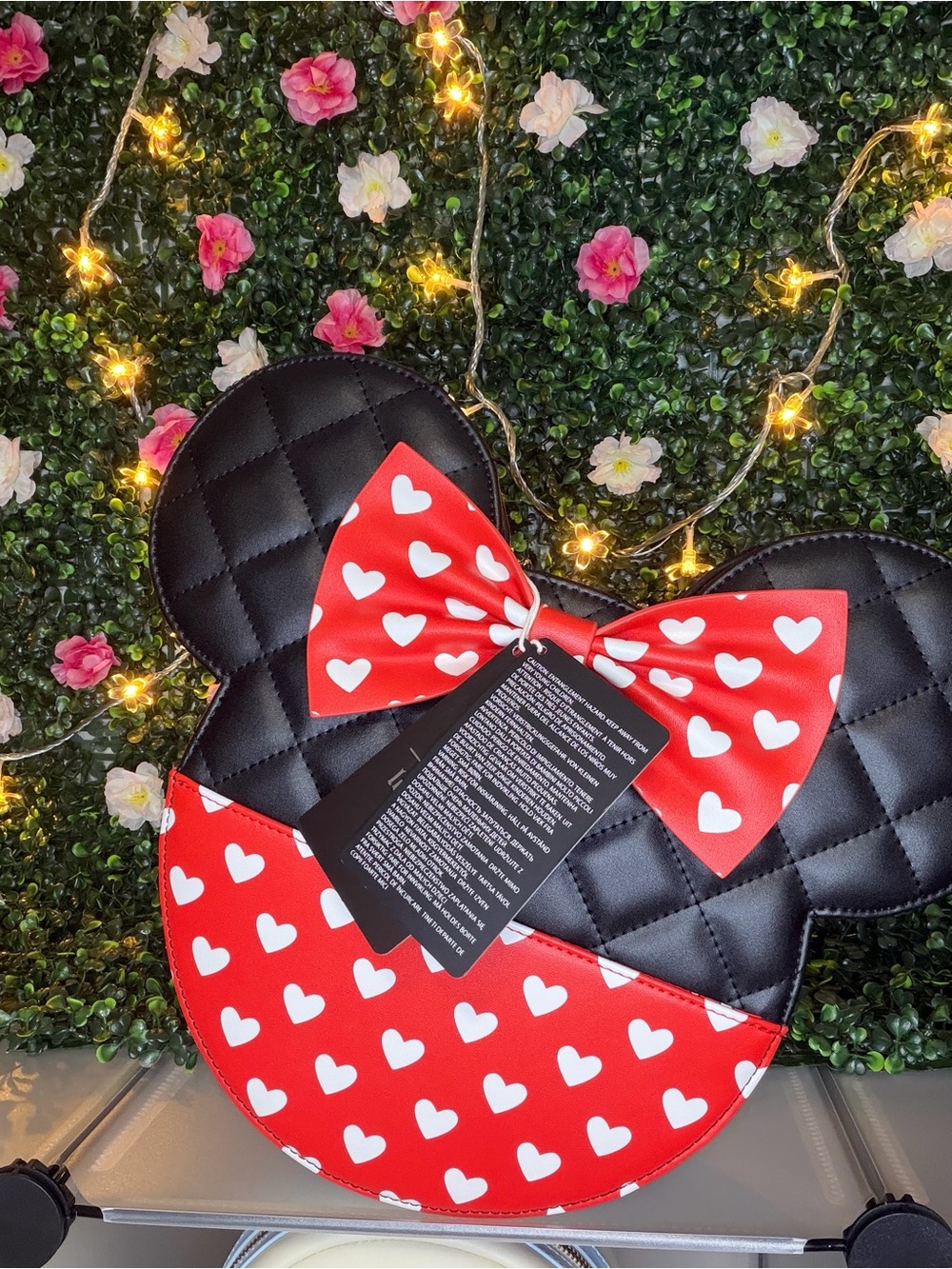 Loungefly Mickey/Minnie-Style Crossbody Bag - Black & Red